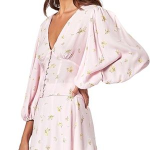 Puff sleeve Charlie Holiday blush pink top. NWT